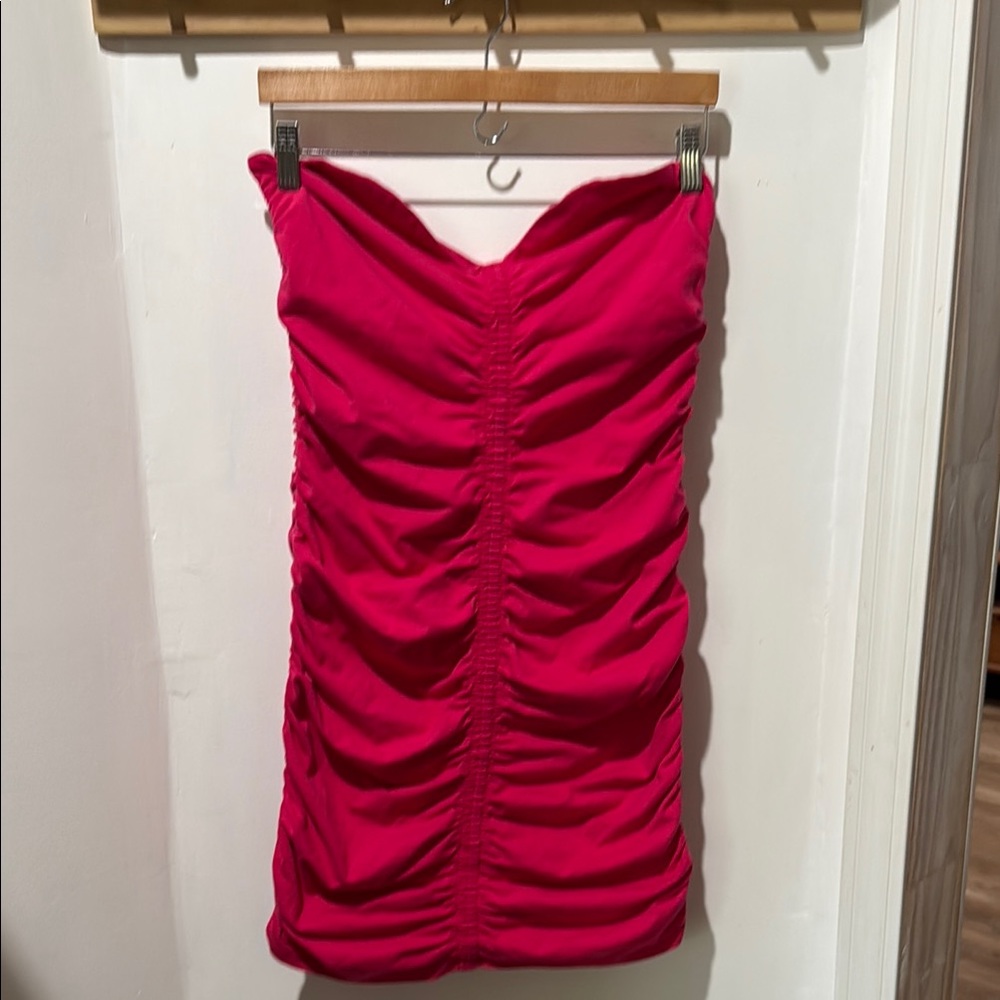 Vibrant Pink Ruched Strapless Dress